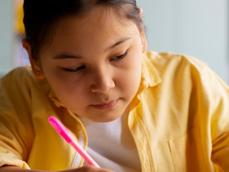 Seguro Escolar é obrigatório? Entenda a legislação e a importância para sua escola